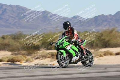 media/Oct-30-2025-Racers Edge (Thu) [[dabbdaf680]]/3-B Group/Session 4 (Turn 9 Side)/